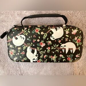 Vimorco Nintendo Switch/OLED Carrying Case Featuring a “Sloth on a Tree” Pattern